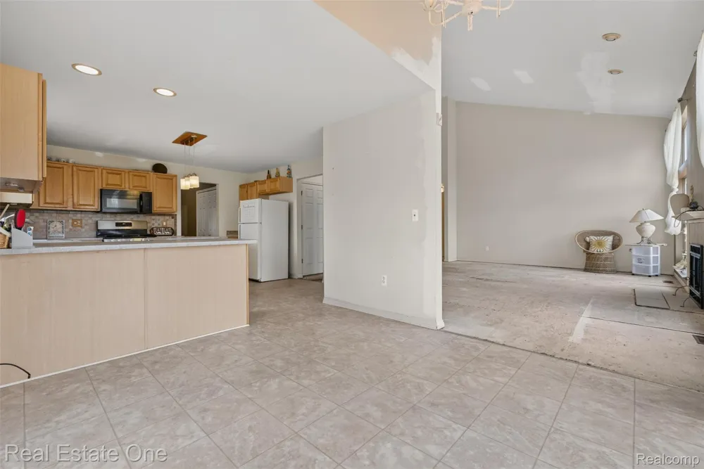 510 Boulder Lake Drive Oxford Charter Township, MI 48371
