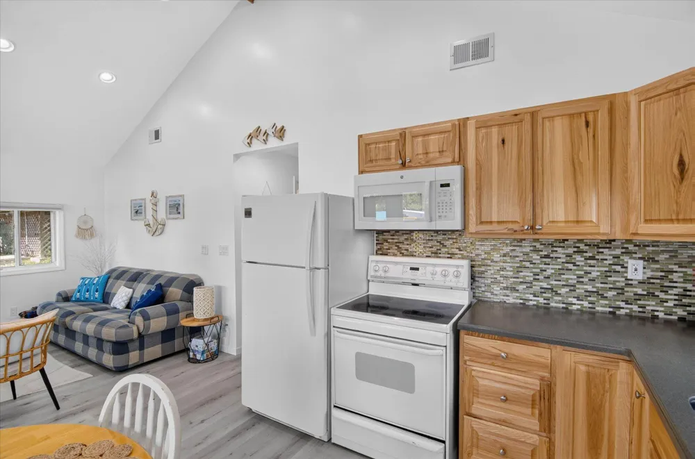 6227 K DRIVE Jefferson Township, MI 49266