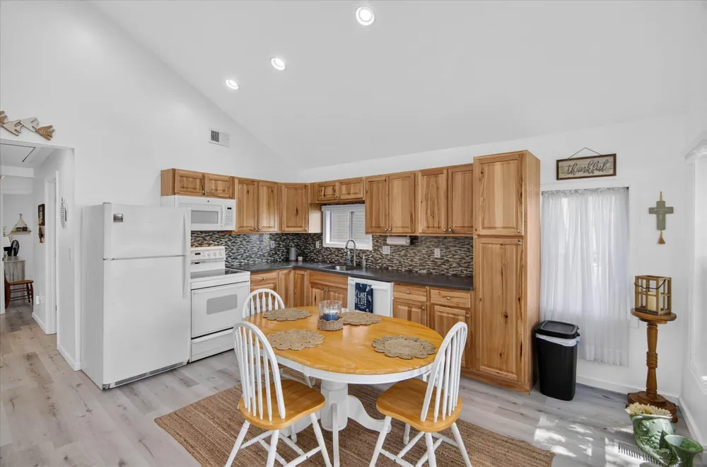 6227 K DRIVE Jefferson Township, MI 49266