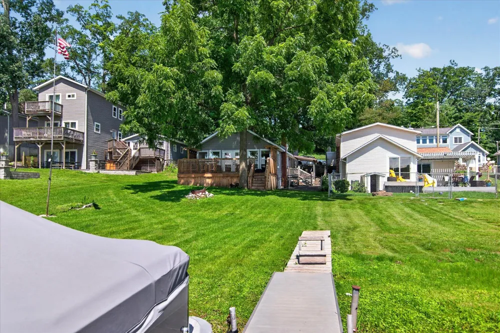6227 K DRIVE Jefferson Township, MI 49266