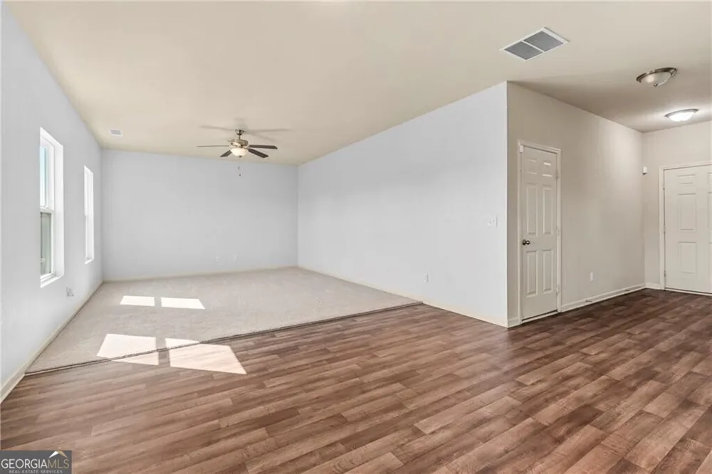 337 Darling LN Pendergrass, GA 30567