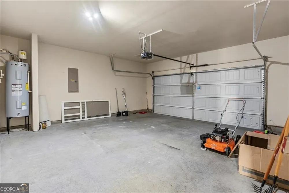 337 Darling LN Pendergrass, GA 30567