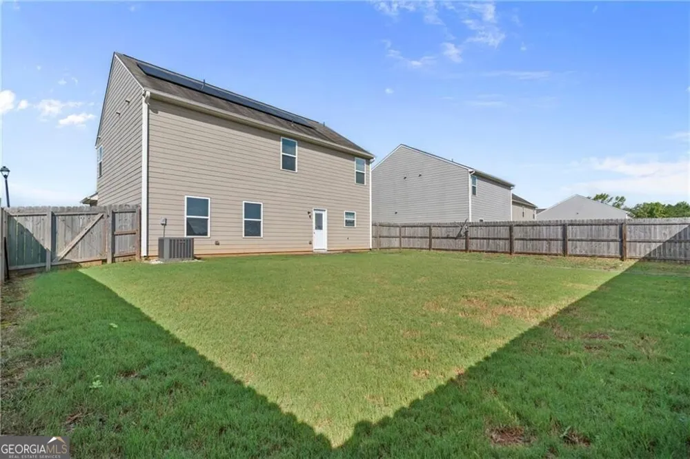 337 Darling LN Pendergrass, GA 30567