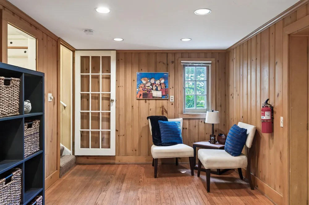 12020 Mayflower Circle Minnetonka, MN 55305