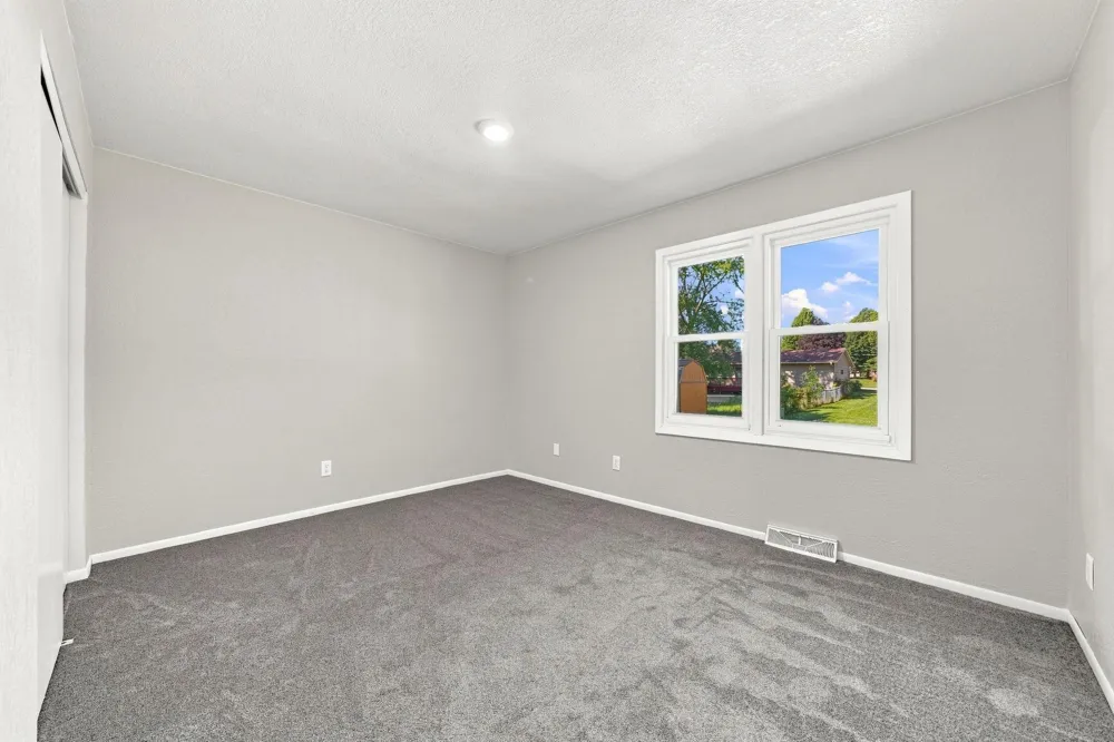 1836 Hemlock Avenue Owatonna, MN 55060