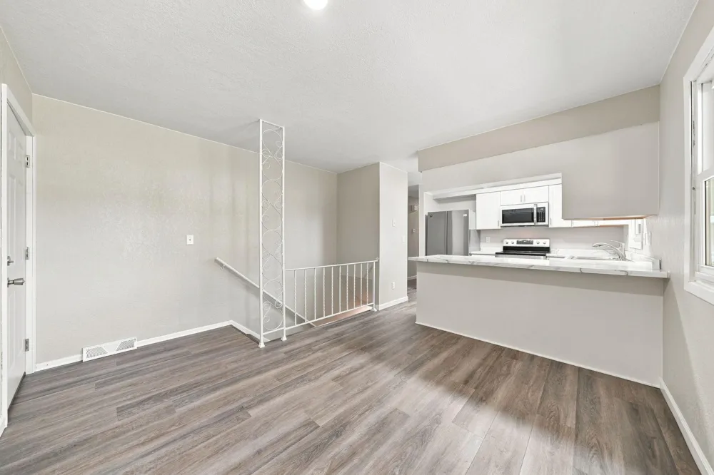 1836 Hemlock Avenue Owatonna, MN 55060