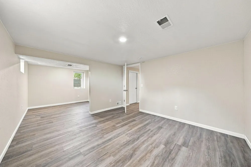1836 Hemlock Avenue Owatonna, MN 55060