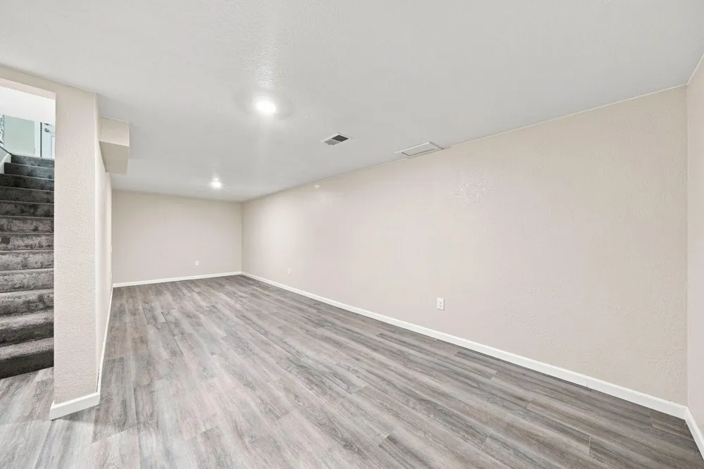 1836 Hemlock Avenue Owatonna, MN 55060