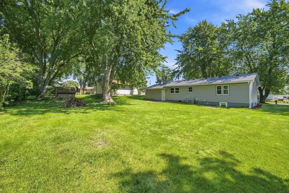 1836 Hemlock Avenue Owatonna, MN 55060