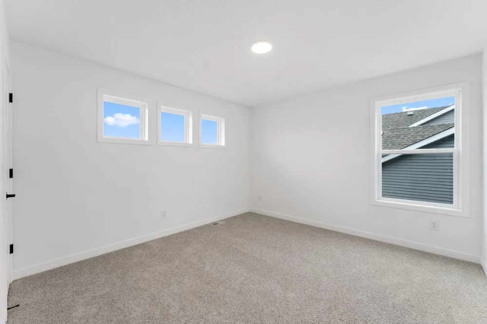 1082 Achilles Drive Rosemount, MN 55068