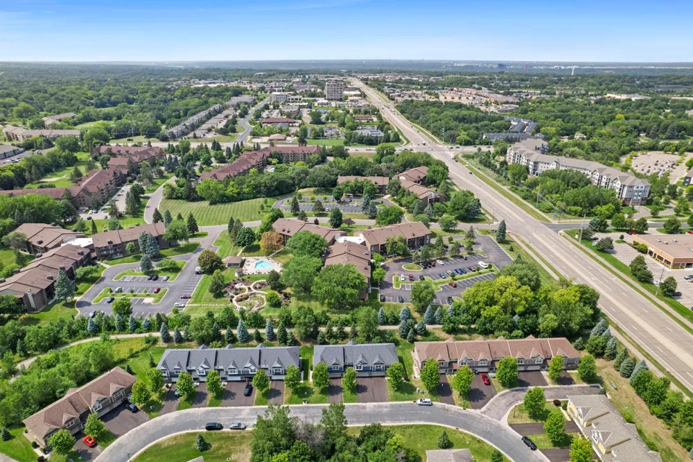 3420 Golfview Drive #123 Eagan, MN 55123