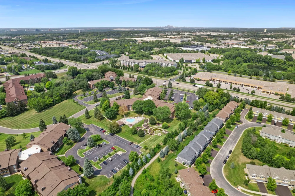 3420 Golfview Drive #123 Eagan, MN 55123
