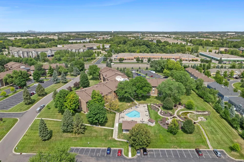 3420 Golfview Drive #123 Eagan, MN 55123