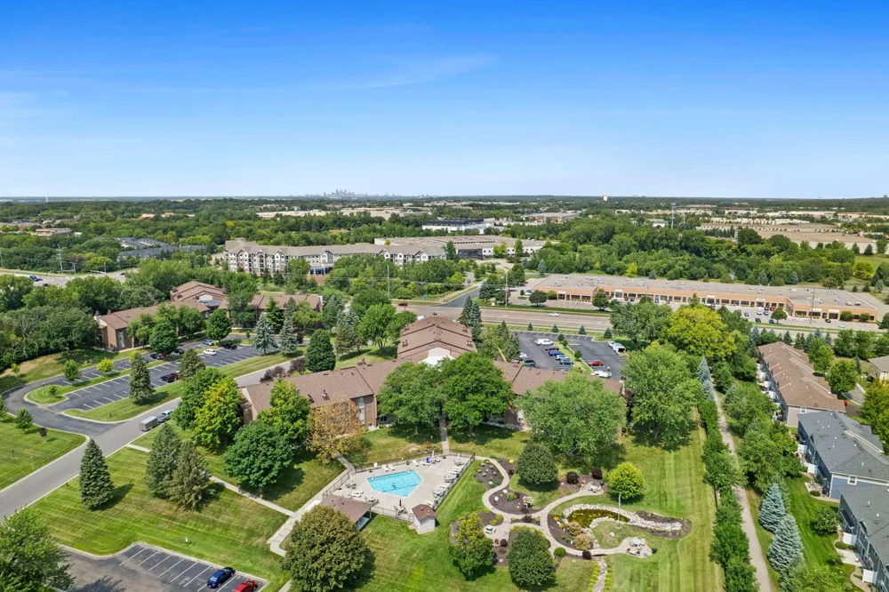 3420 Golfview Drive #123 Eagan, MN 55123