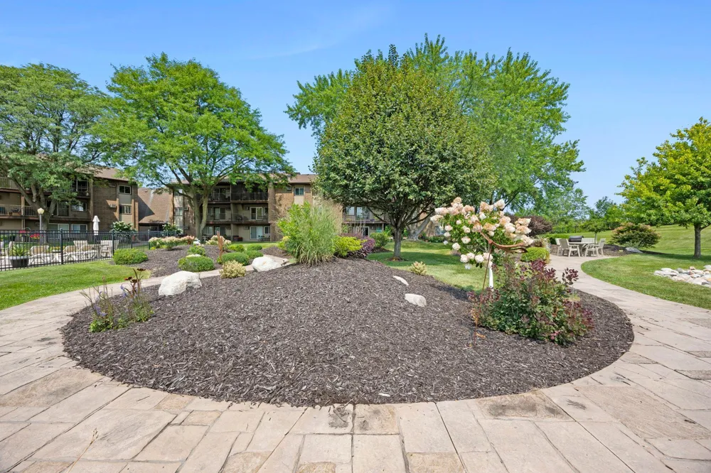 3420 Golfview Drive #123 Eagan, MN 55123