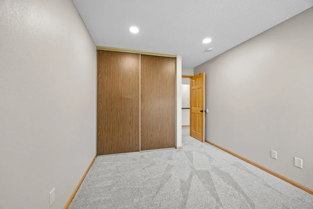 3420 Golfview Drive #123 Eagan, MN 55123