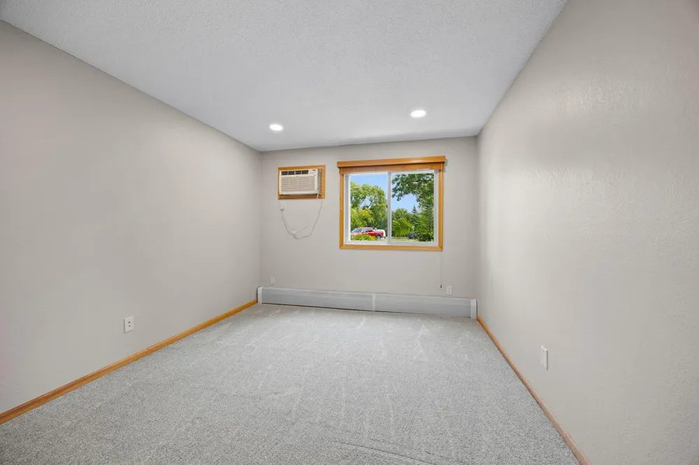 3420 Golfview Drive #123 Eagan, MN 55123