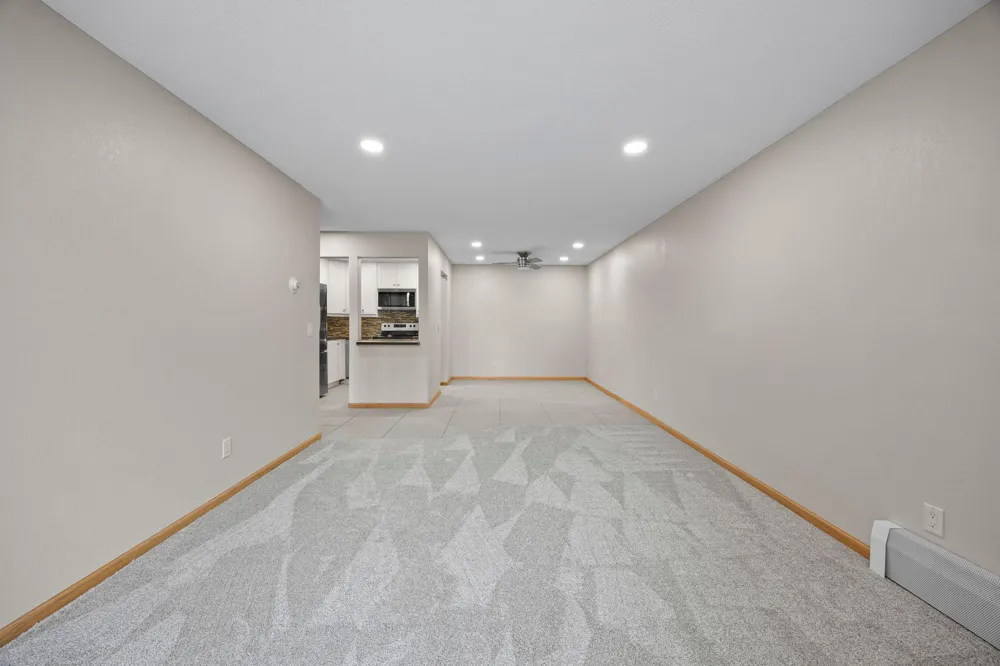 3420 Golfview Drive #123 Eagan, MN 55123