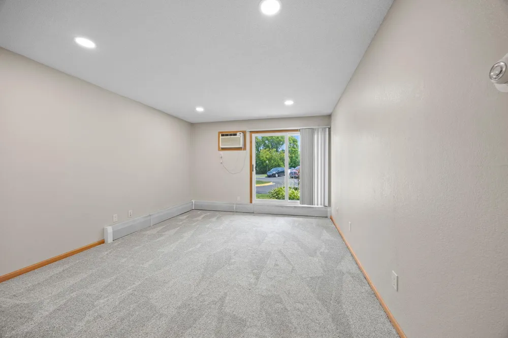 3420 Golfview Drive #123 Eagan, MN 55123