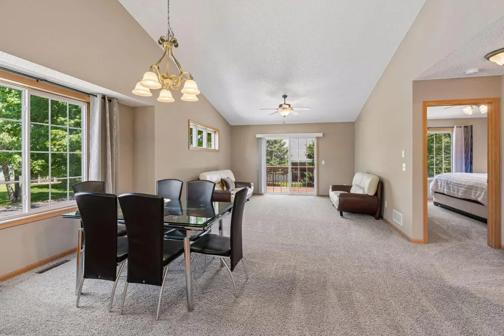 8556 Adair Circle Brooklyn Park, MN 55443