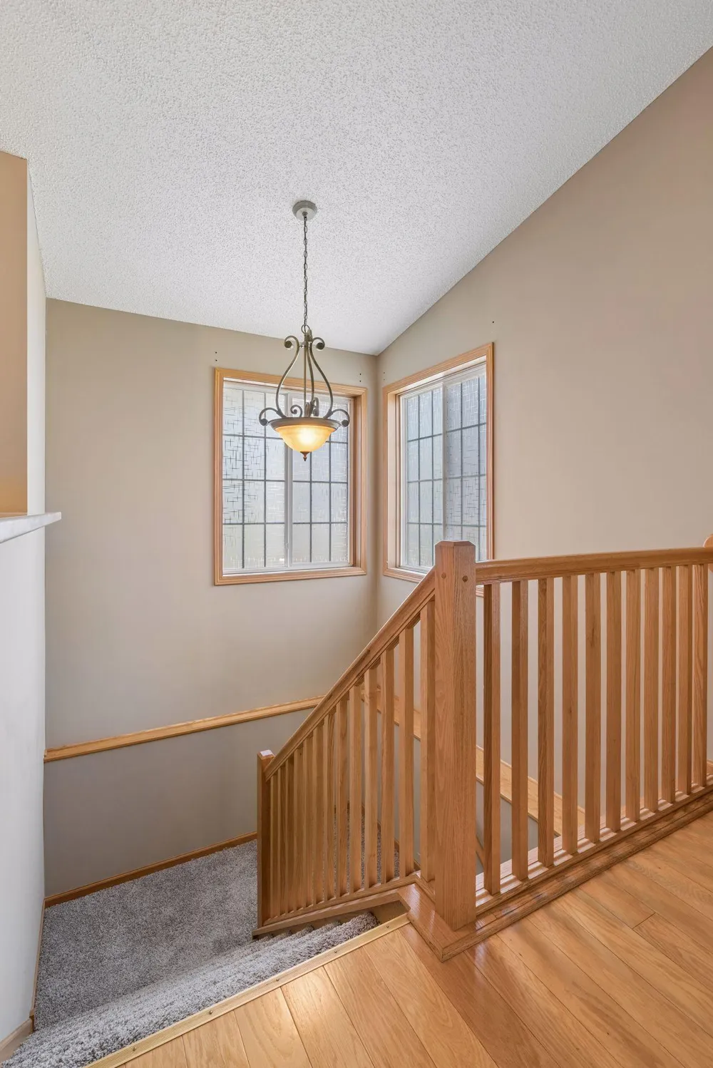 8556 Adair Circle Brooklyn Park, MN 55443