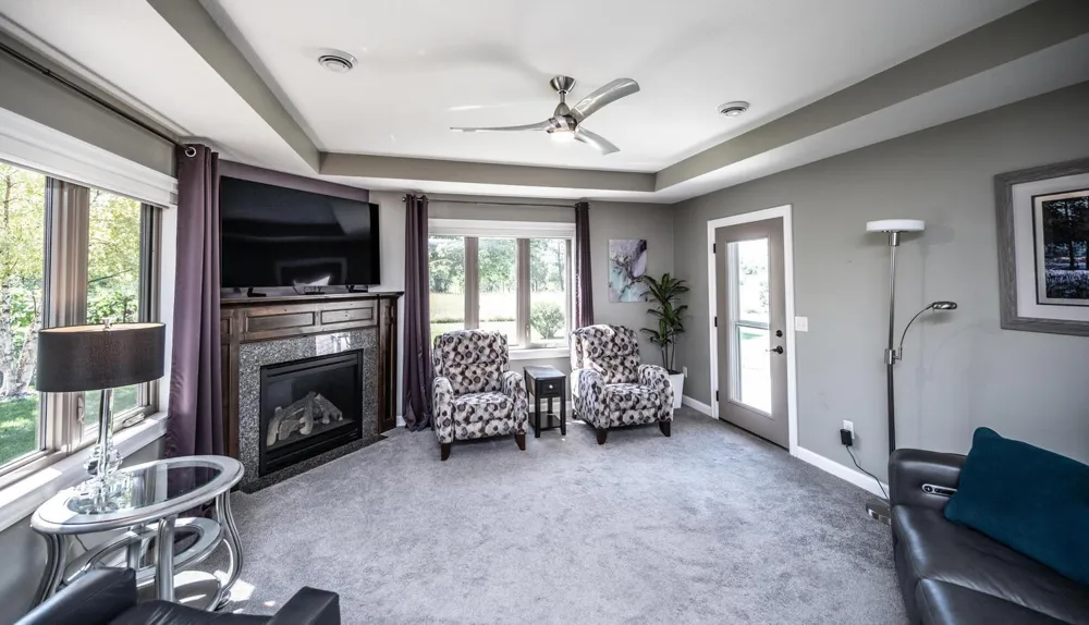 204 Ottawa Avenue SE Hutchinson, MN 55350