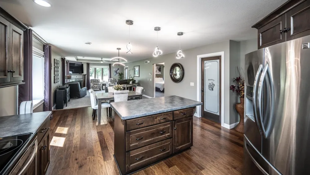 204 Ottawa Avenue SE Hutchinson, MN 55350