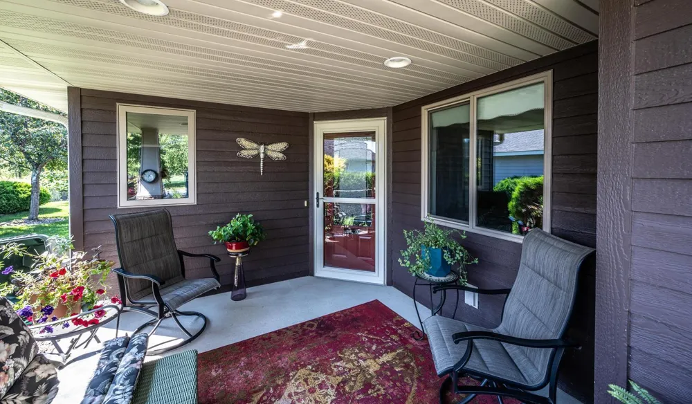 204 Ottawa Avenue SE Hutchinson, MN 55350