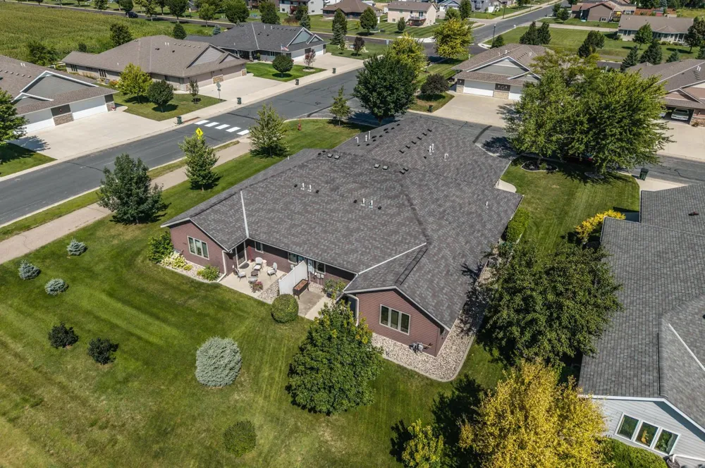 204 Ottawa Avenue SE Hutchinson, MN 55350