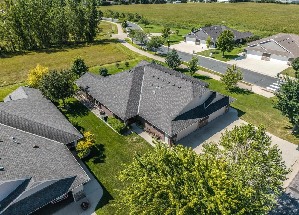 204 Ottawa Avenue SE Hutchinson, MN 55350