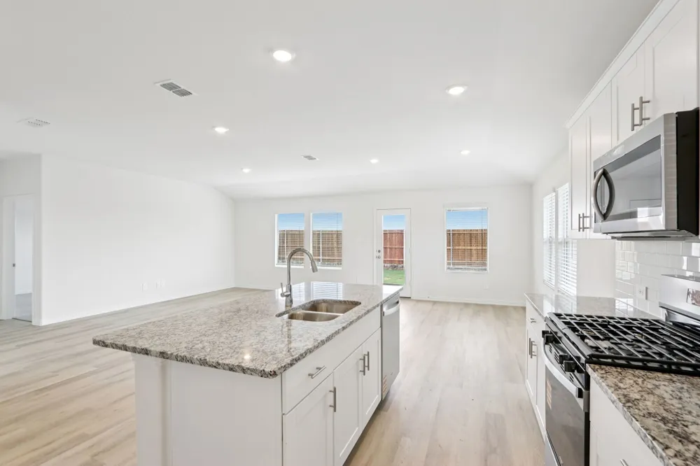 2120 Longchamp Lane Seagoville, TX 75159