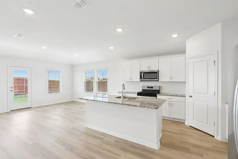 2120 Longchamp Lane Seagoville, TX 75159
