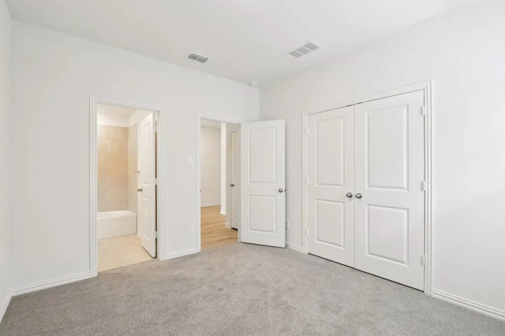 2120 Longchamp Lane Seagoville, TX 75159