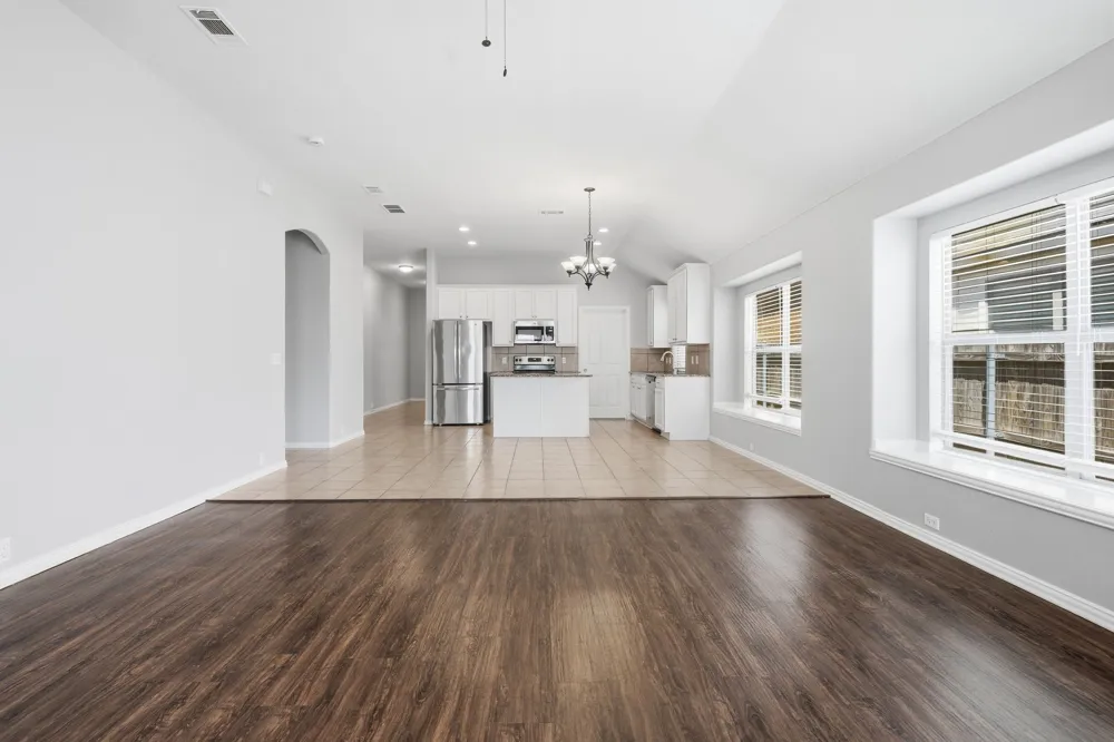 636 Brooks Street Crowley, TX 76036