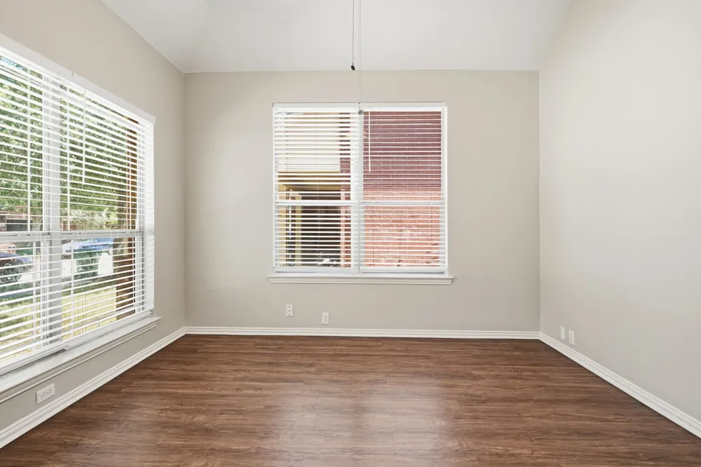 636 Brooks Street Crowley, TX 76036