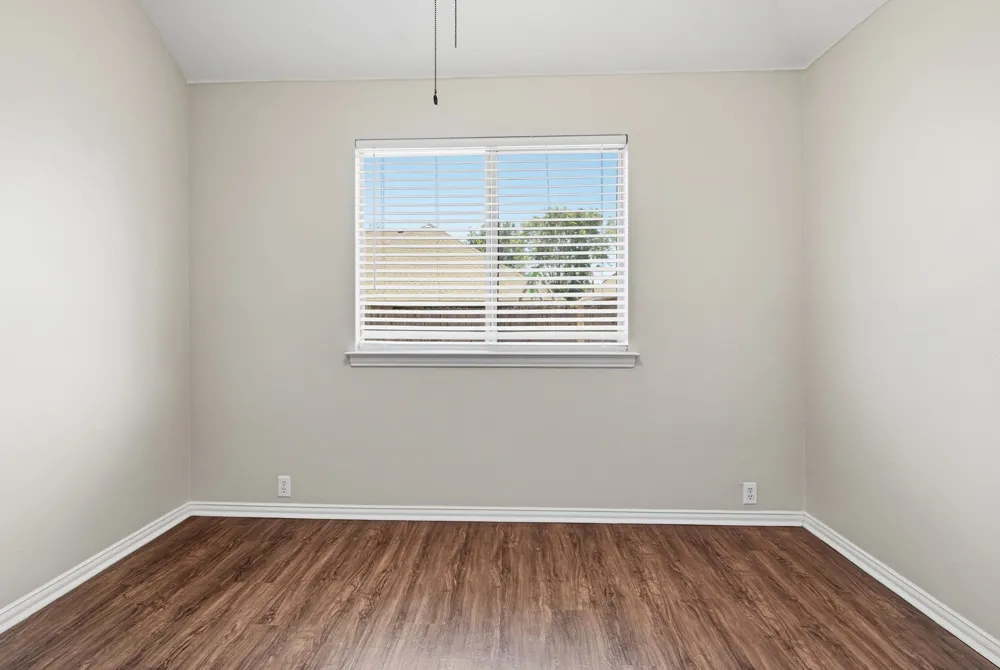 636 Brooks Street Crowley, TX 76036