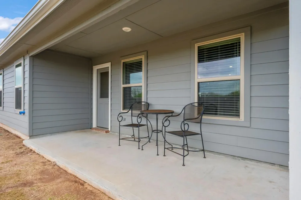 8026 Front Nine Lane Navasota, TX 77868