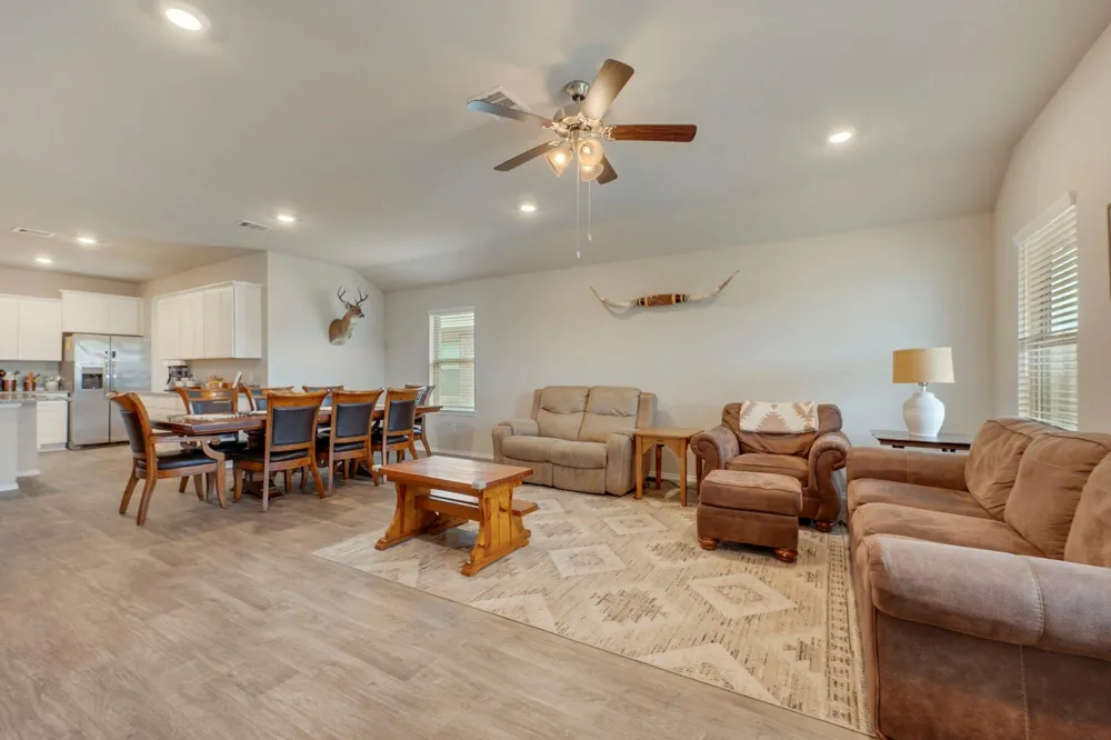 8026 Front Nine Lane Navasota, TX 77868