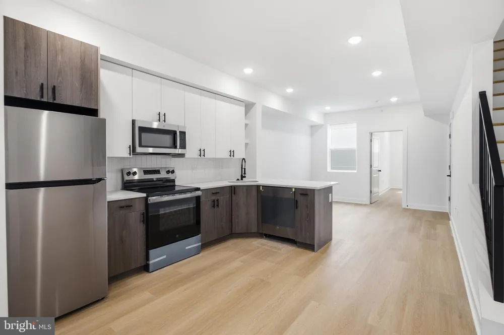 2251 12TH STREET #3 Philadelphia, PA 19133