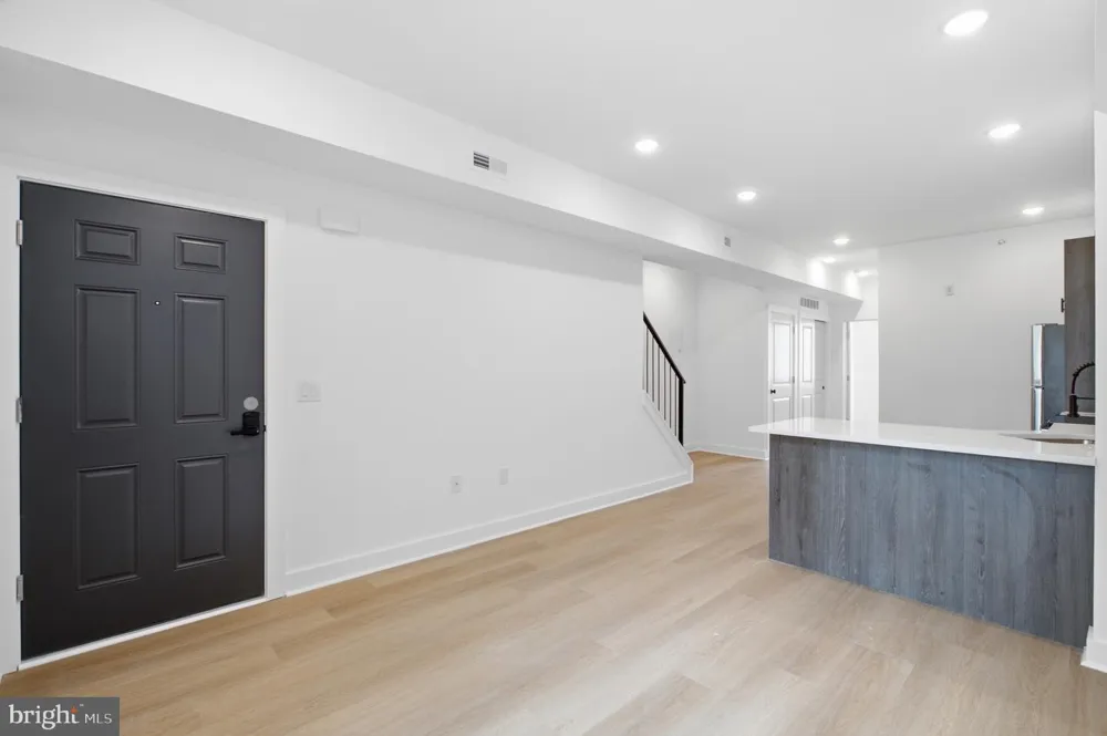 2251 12TH STREET #3 Philadelphia, PA 19133