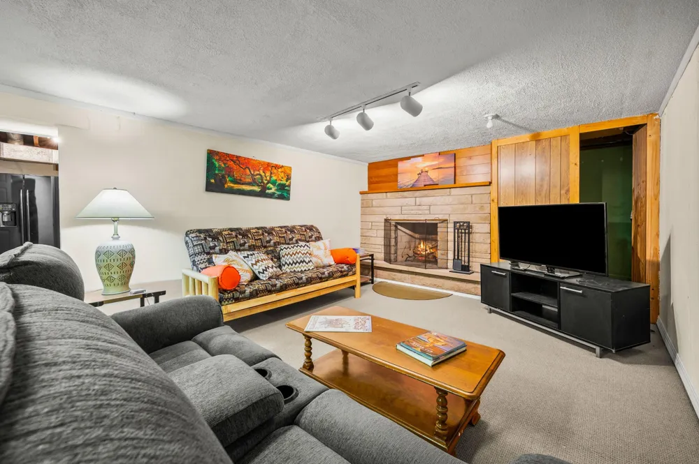 2987 E Windsor Drive St. Joseph, MI 49085