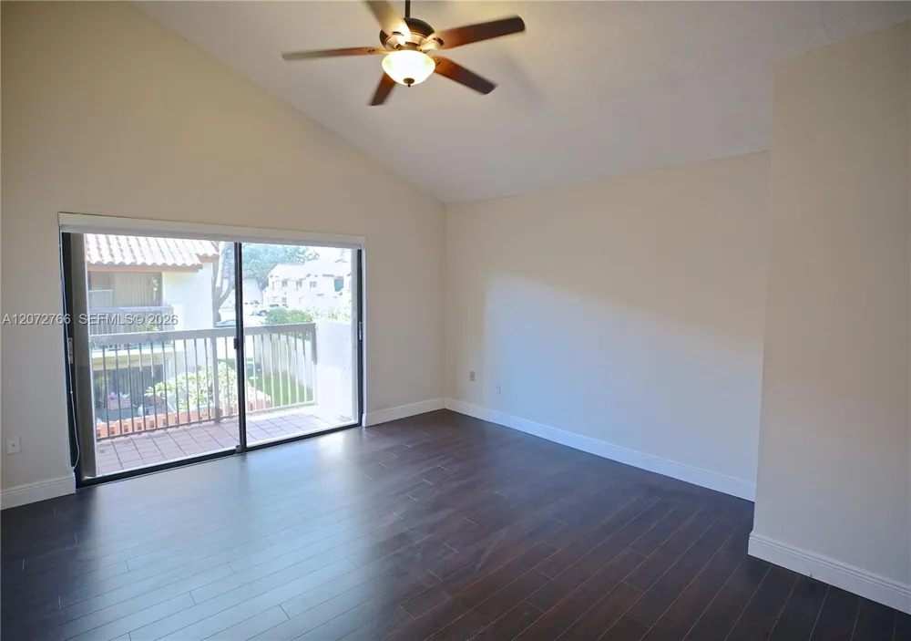10196 SW 77th Ct #10196 Miami, FL 33156
