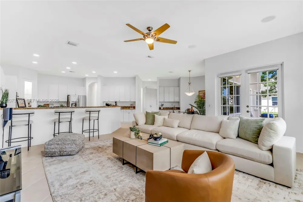 15190 SW 34th St Davie, FL 33331