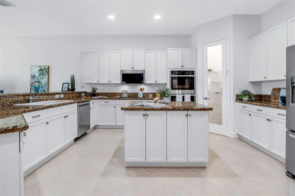 15190 SW 34th St Davie, FL 33331