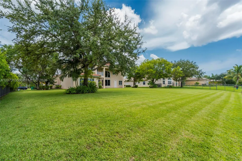 15190 SW 34th St Davie, FL 33331