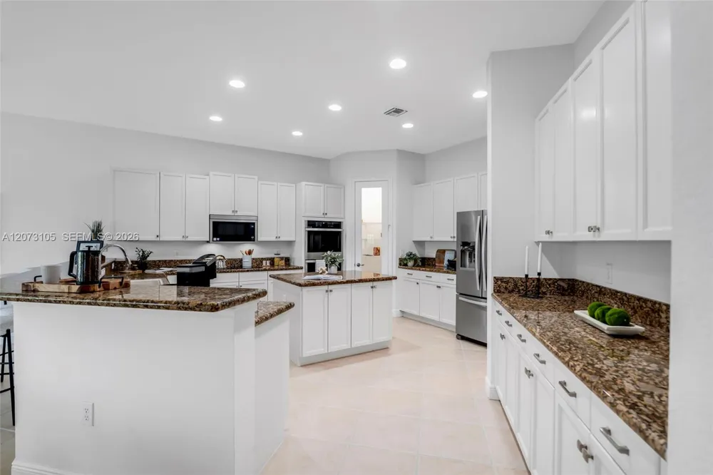 15190 SW 34th St Davie, FL 33331