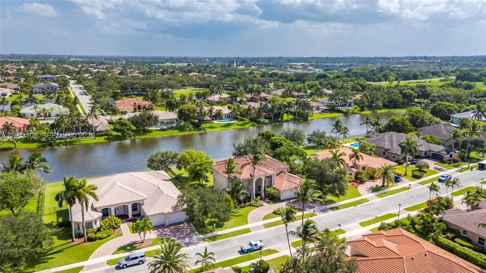 15190 SW 34th St Davie, FL 33331