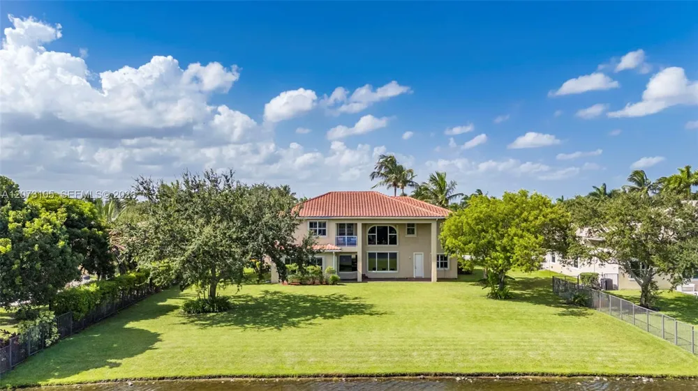 15190 SW 34th St Davie, FL 33331