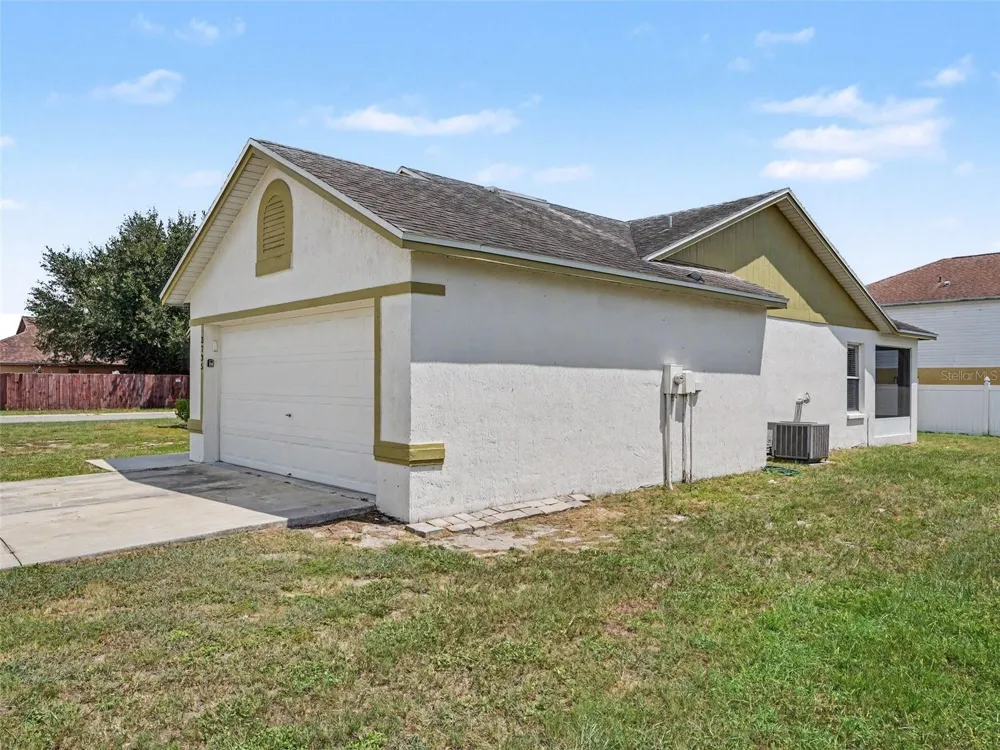 3735 IMPERIAL DRIVE Winter Haven, FL 33880