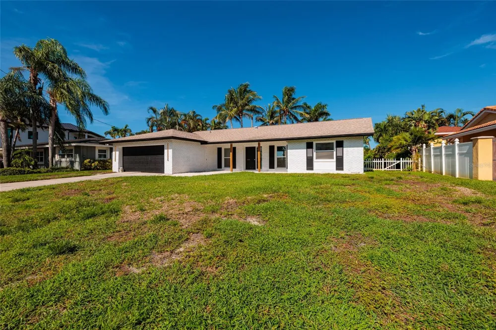 3960 13TH WAY NE St Petersburg, FL 33703